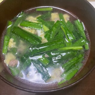 身体が温まる！食べ応えのあるニラ玉スープ